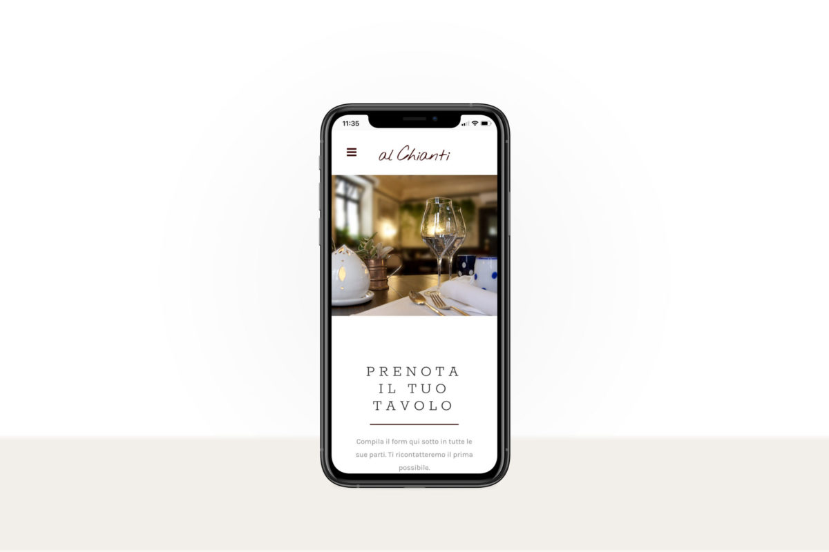 02-iPhone-XS