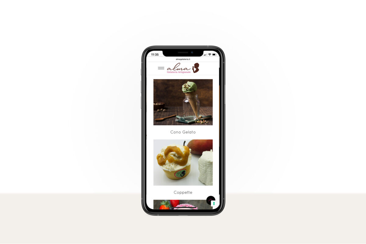 02-iPhone-XS